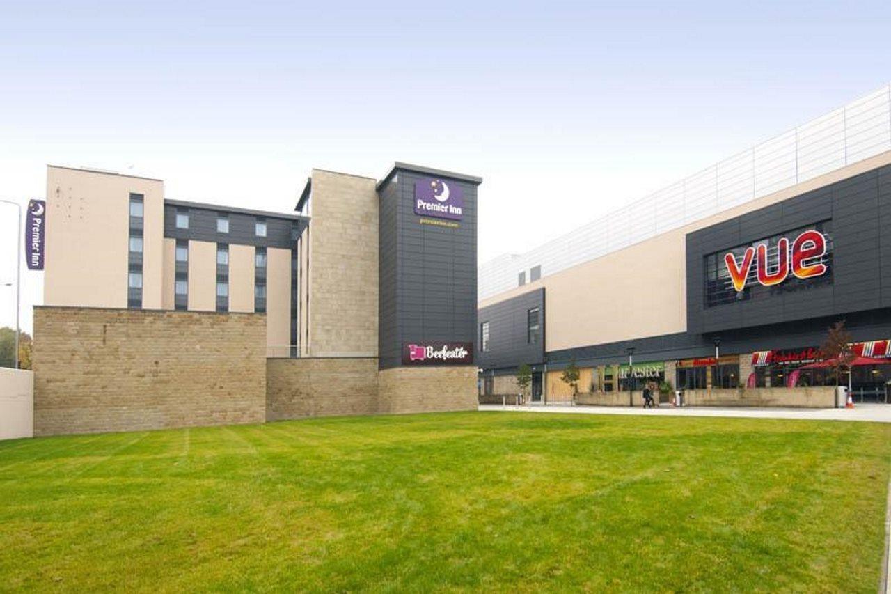 Premier Inn Halifax Town Centre Exterior photo